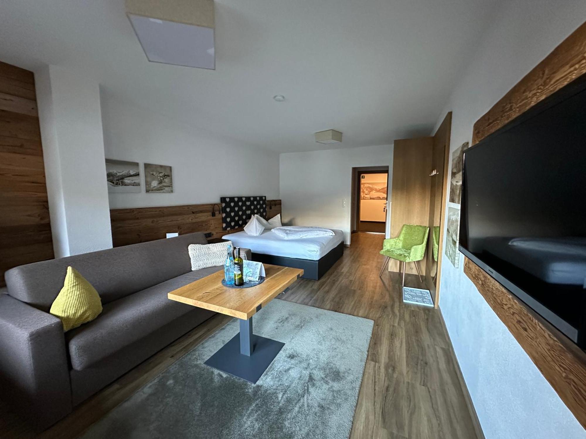 Resort Schrofenblick Mayrhofen Buitenkant foto